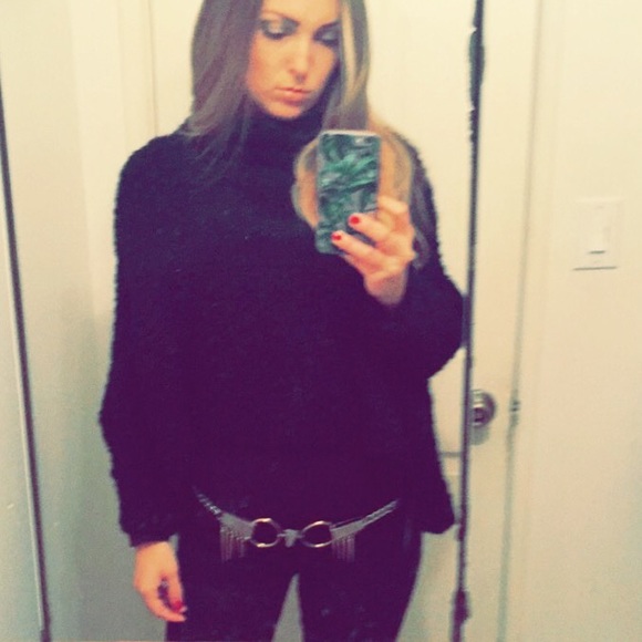 Stone Cold Fox chain Belt - Picture 2 of 2